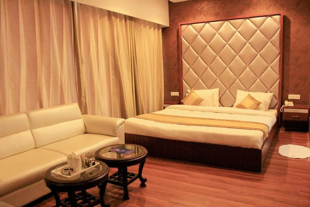 Corporate Prime-Huda City Centre Gurgaon 3*,