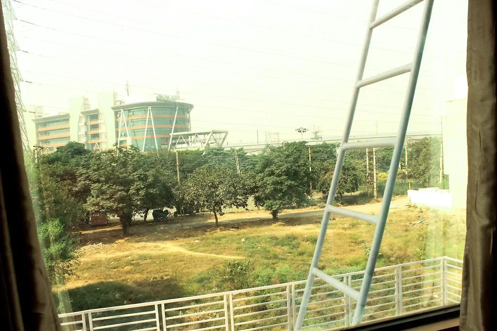 *** Guest house Corporate Prime-Huda City Centre Gurgaon India