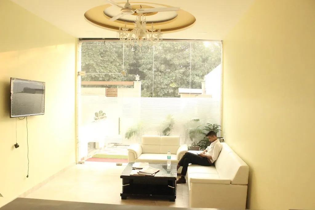 Guest house Corporate Prime-Huda City Centre Gurgaon
