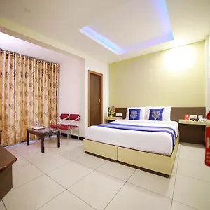 Oyo 8588 Rainbow 3* Munnar