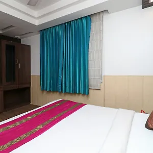 Oyo Just Near Leisure Valley Park *** Gurgaon