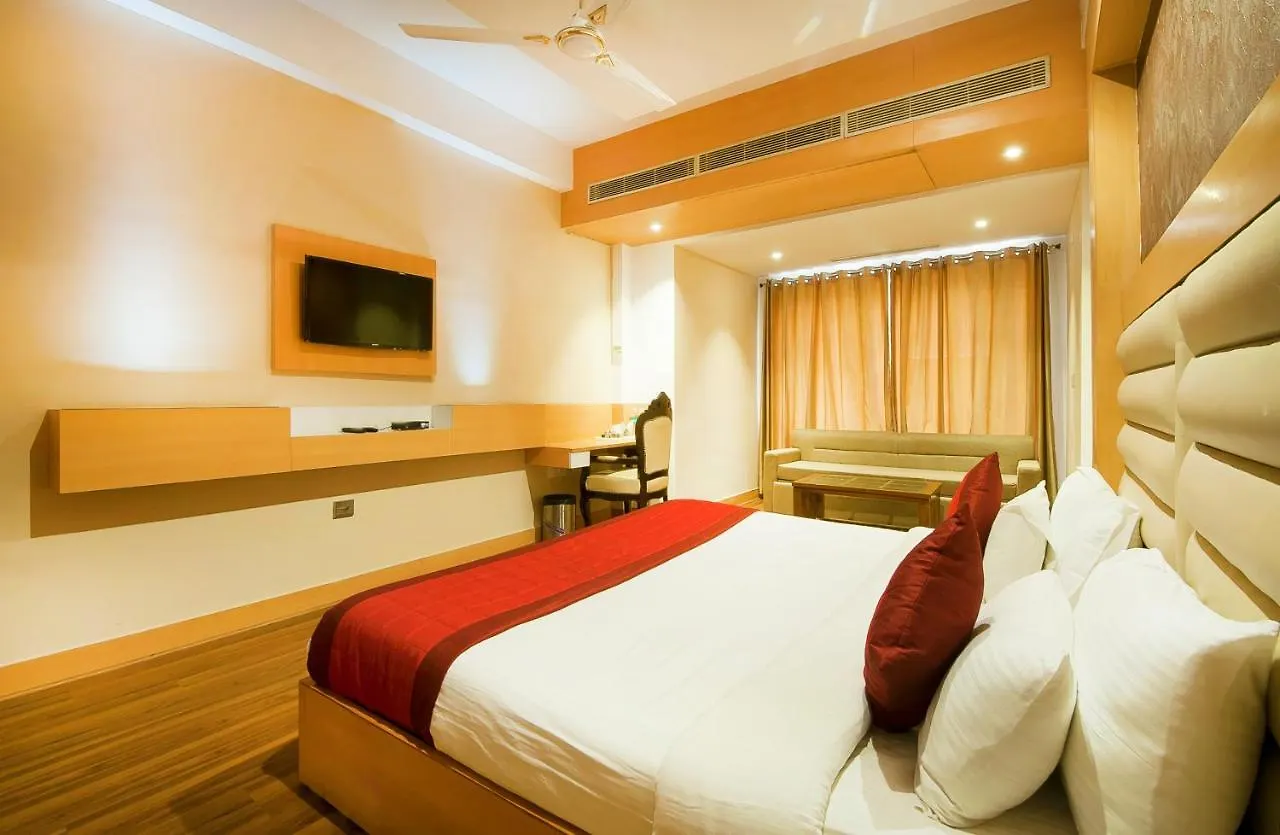 Corporate Prime-Huda City Centre Gurgaon 3*,