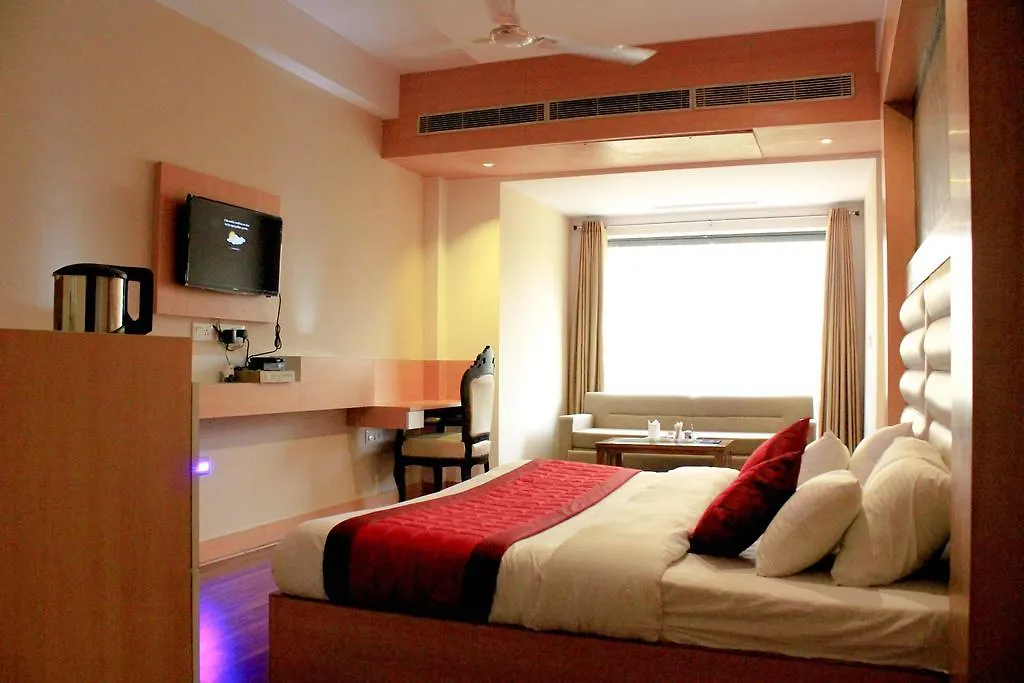 Corporate Prime-Huda City Centre Gurgaon 3*,