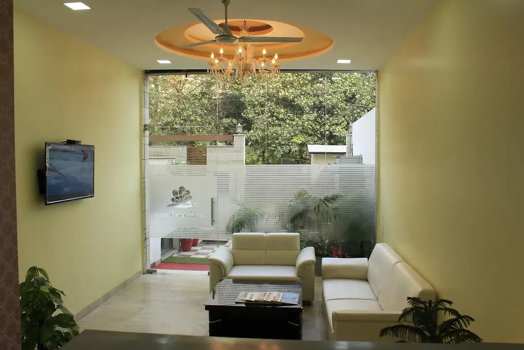 Corporate Prime-Huda City Centre Gurgaon Guest house