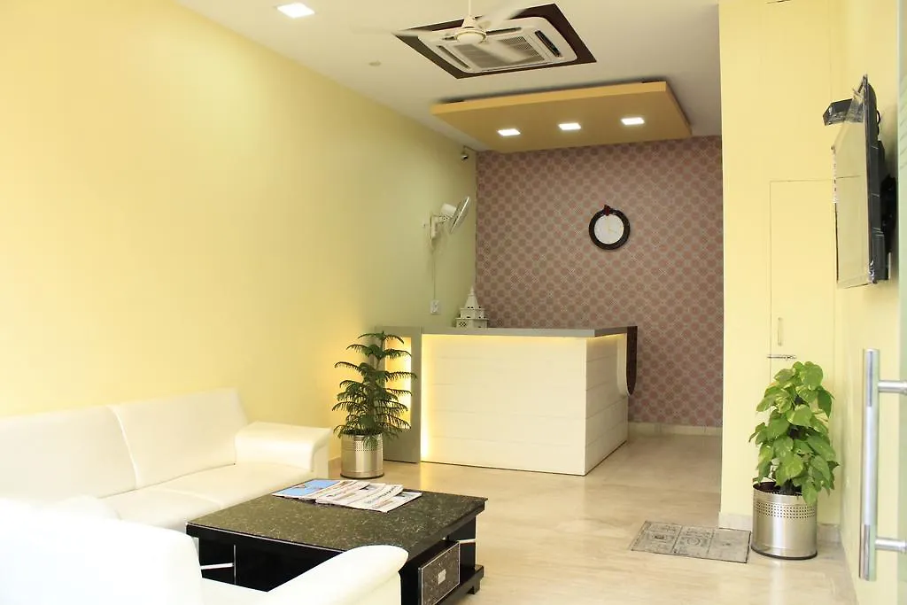Corporate Prime-Huda City Centre Gurgaon Guest house